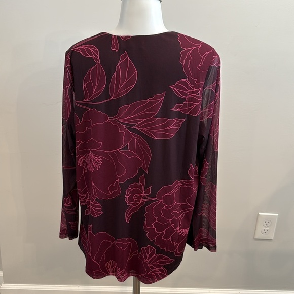 Les Serein 1X Sheer Lined Sleeve Purple Floral V-Neck Blouse - Picture 8 of 11